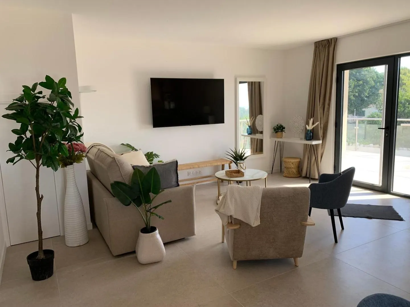 Apartment Superbe Appartement 4 Pieces - Acces Piscine Cagnes-sur-Mer France