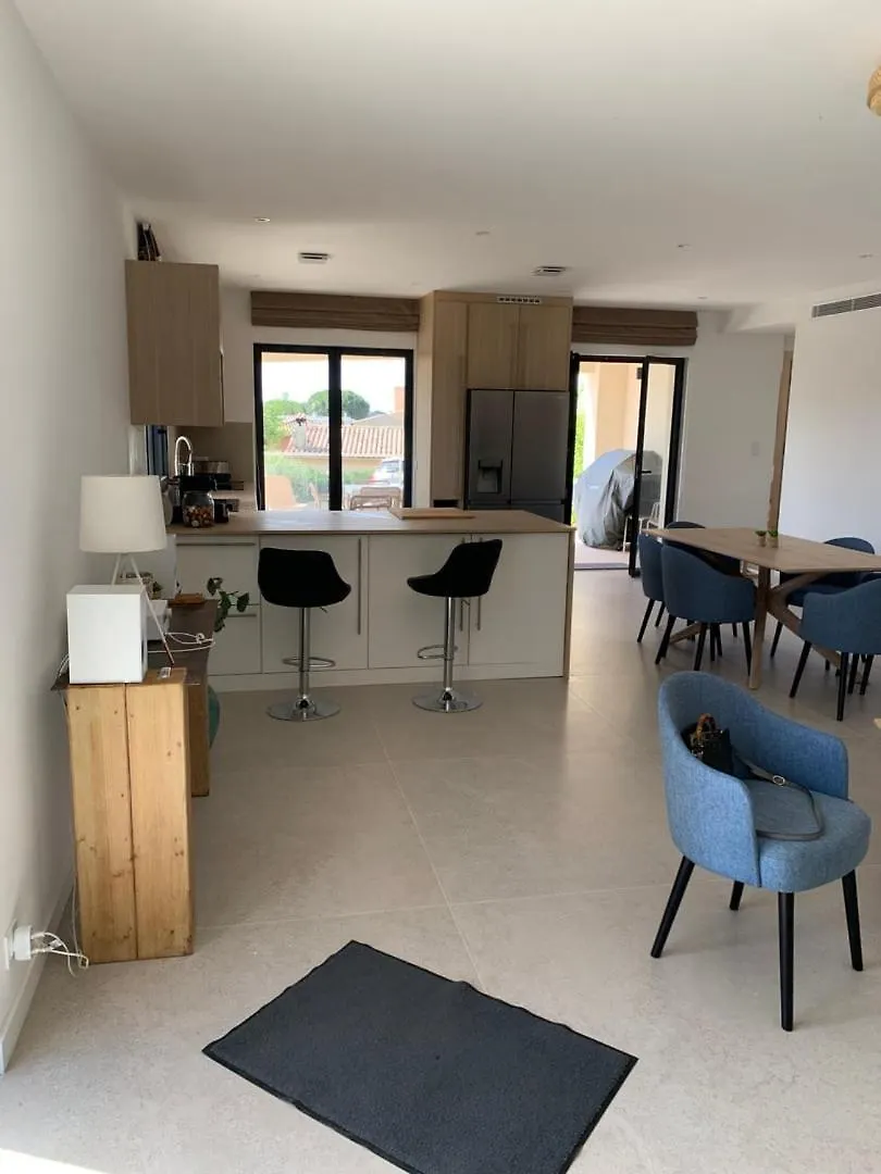Superbe Appartement 4 Pieces - Acces Piscine Cagnes-sur-Mer Apartment